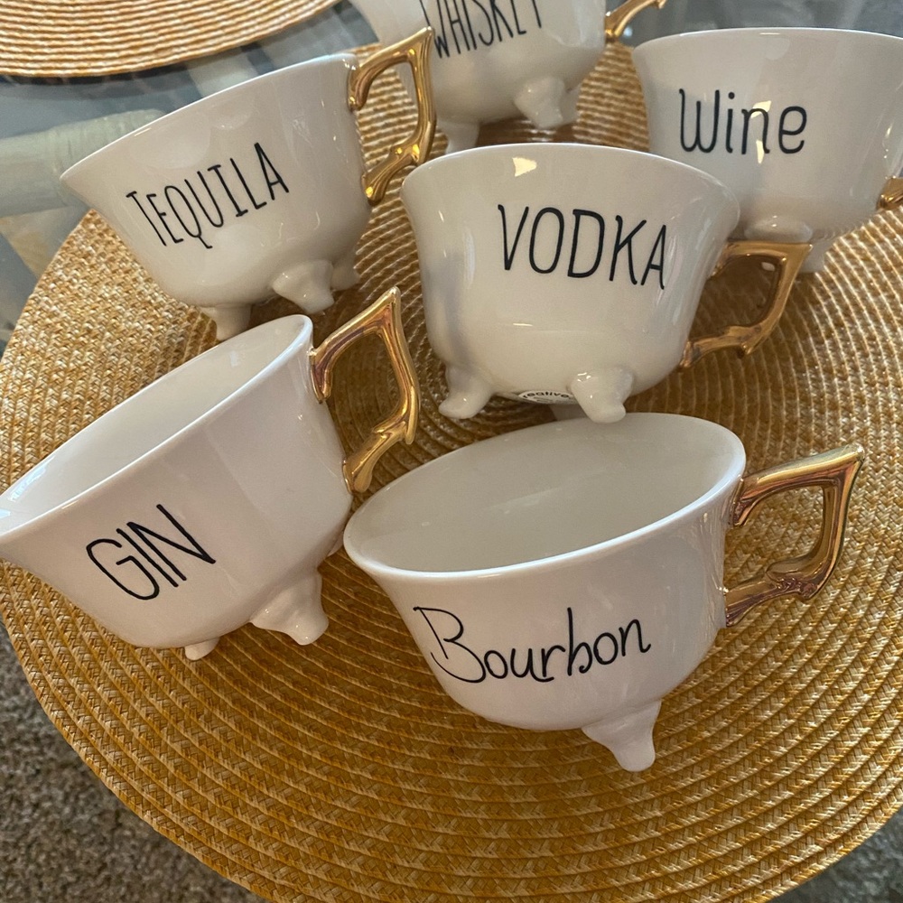 6 alcohol themed tea cups